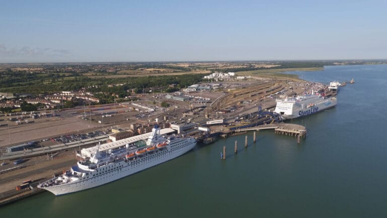 Harwich International PortTransferService | UkcarTransfer | HarwichInternational | BritishCarTransfer