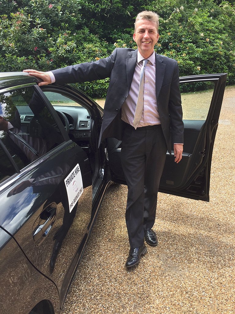 Smooth Travel from Beddington to Hackbridge with British Car Transfer
